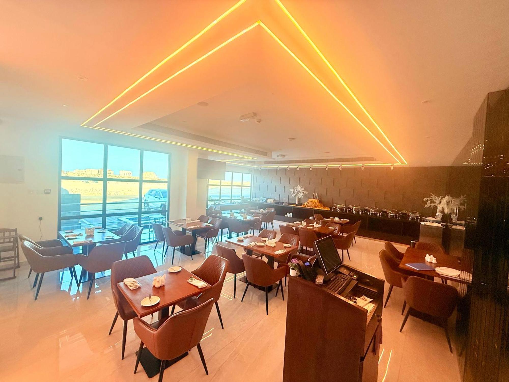 Duqm Express Hotel Luaran gambar